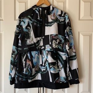 Nike Womens 1/2 zip windbreaker hoodie. EUC